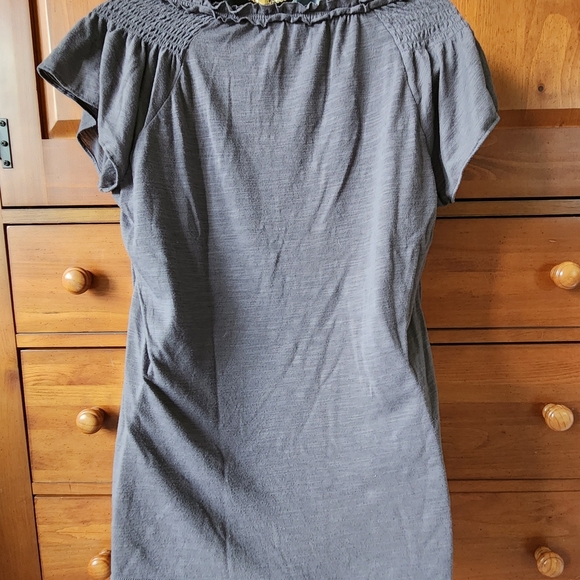 Daisy Fuentes Slate Grey Knit Ruffle Top - S - Picture 2 of 5